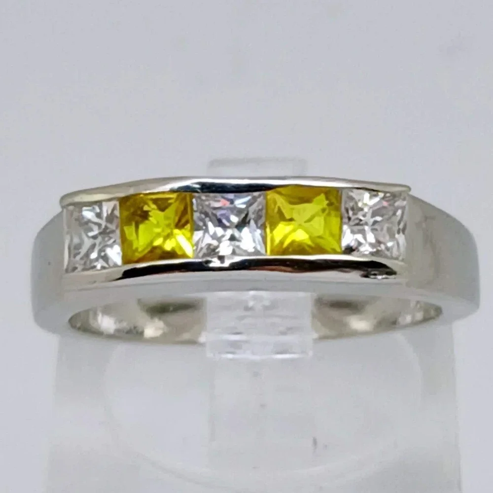 Vintage 90s Silver Tone Yellow Clear Princess Cut Channel Set Band Ring Size‎ 7